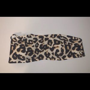Abercrombie and Fitch Leopard Bandou